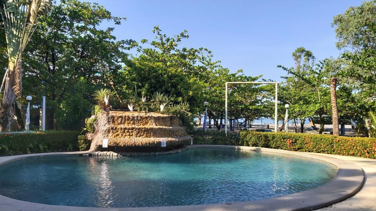 Rama International Beach Resort Botolan Exteriör bild