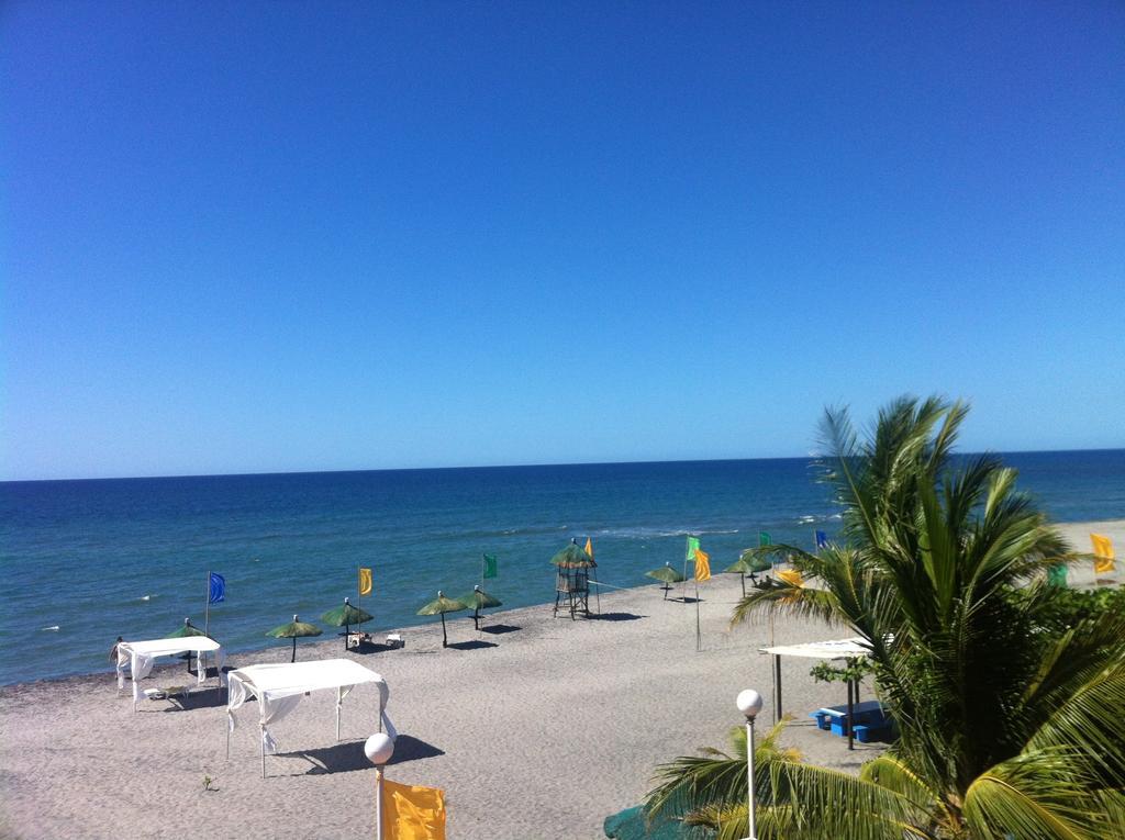 Rama International Beach Resort Botolan Exteriör bild