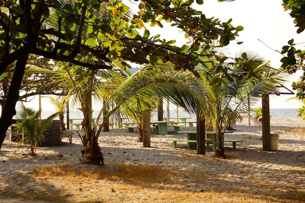 Rama International Beach Resort Botolan Exteriör bild